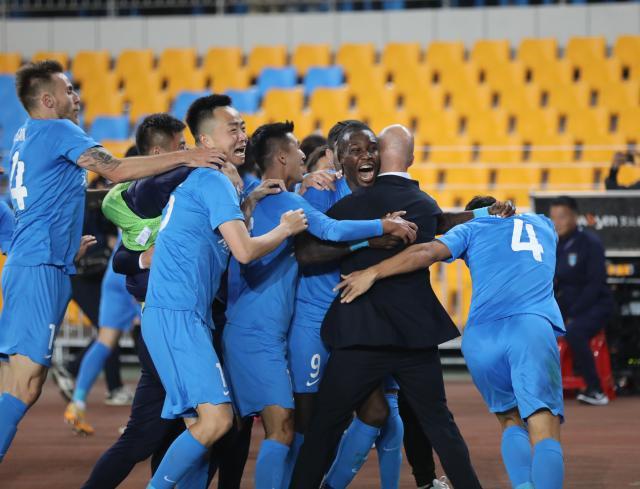 开云体育官网-处罚“范兵们”早有准备 足协有无资格审查朋友圈？