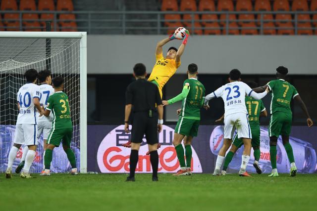 开云官网-进球大战！外援狂飙打进5球 沧州对阵浙江6战不败